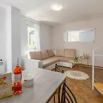 Besonderes Mit Eigener Galerie Im Dachgeschoss - Nur Wenige Minuten Zum *